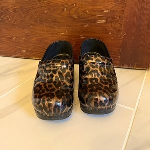 Women’s Cheetah Dansko, size 38